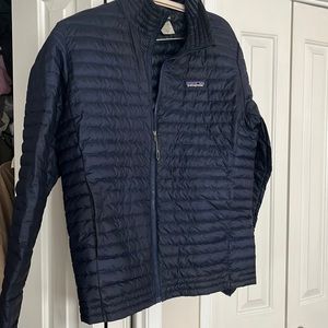 Blue Patagonia puffer, men’s M.